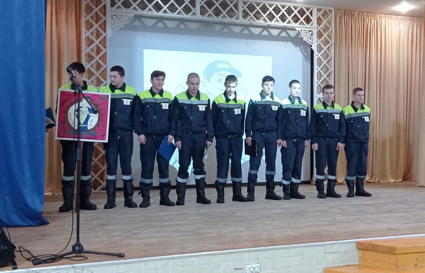 В Орловском СУВУ состоялся конкурс «Посвящение в профессию»