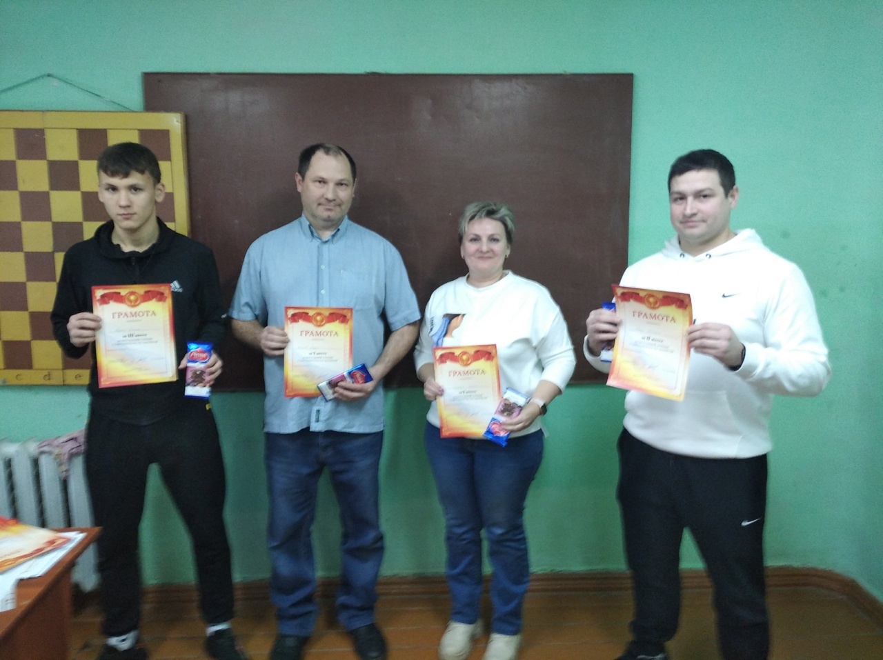 Корсик Данил занял 3 место в турнире по русским шашкам