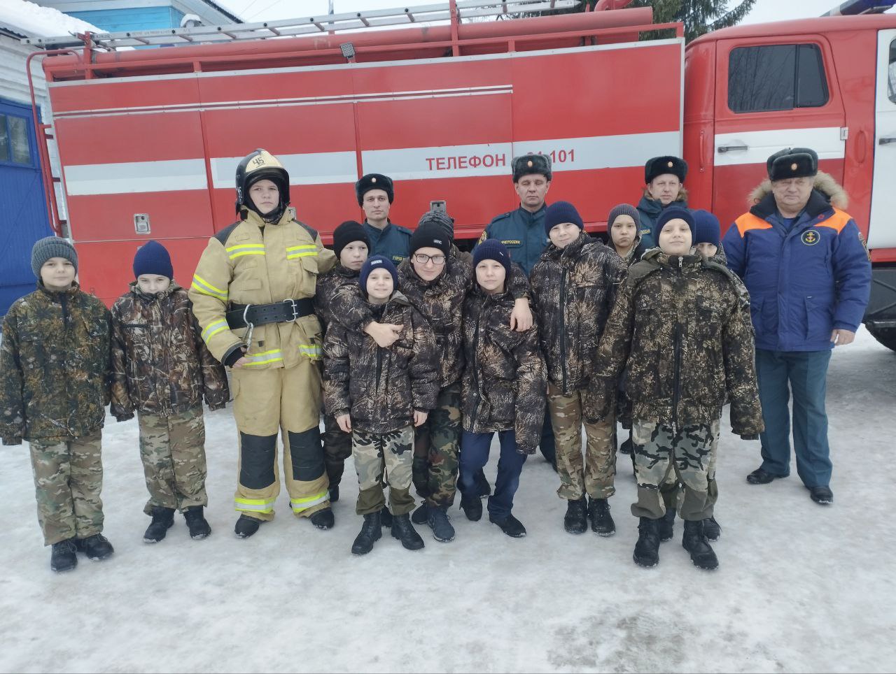 Воспитанники побывали в пожарной части г. Орлова