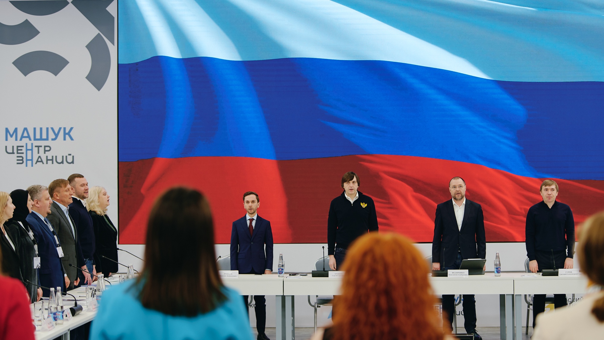 076200d5d035782c8533_2000x