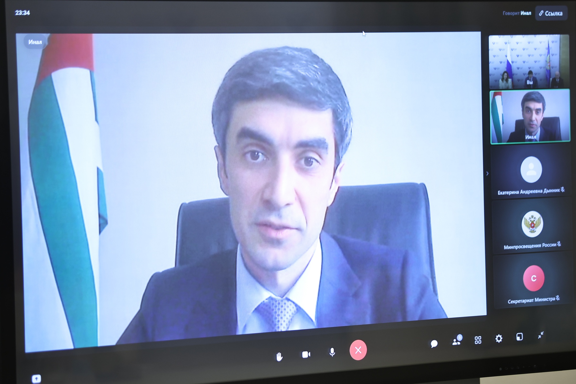 58bb4a0faed1e0202b1f_2000x