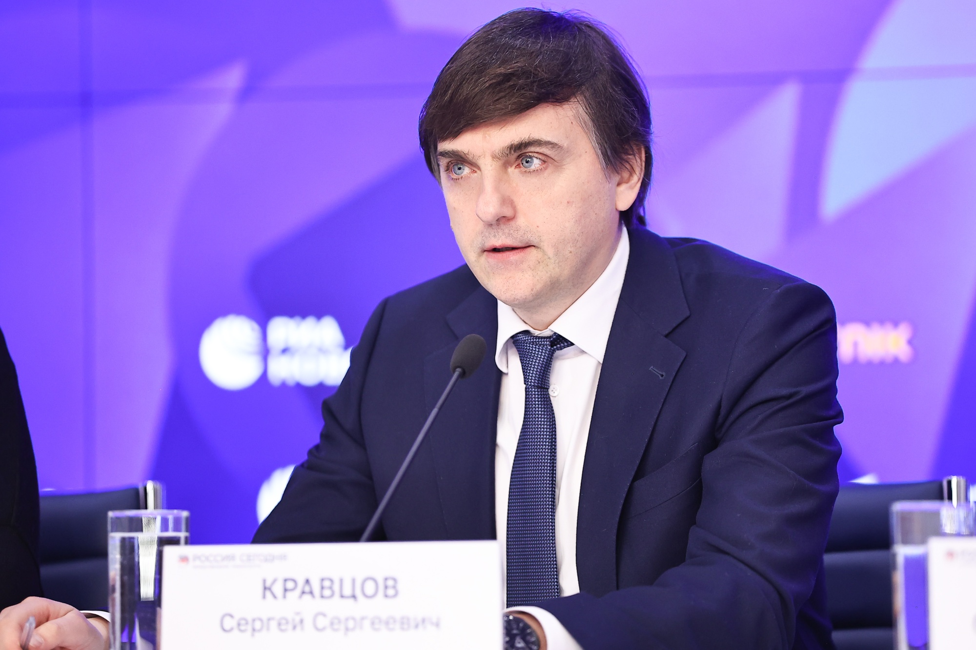 7284c576ac1b52412992_2000x