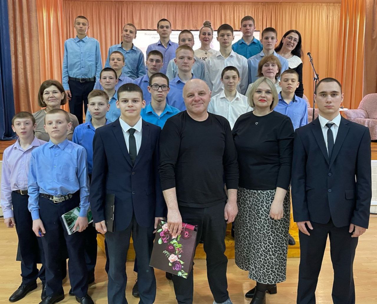 Ваш труд всегда в почёте