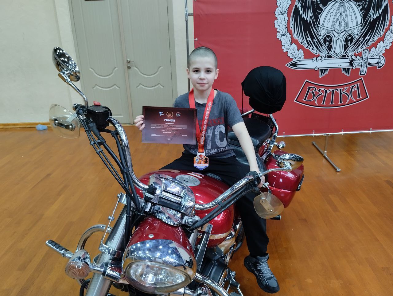 photo_2025-04-01_22-12-09