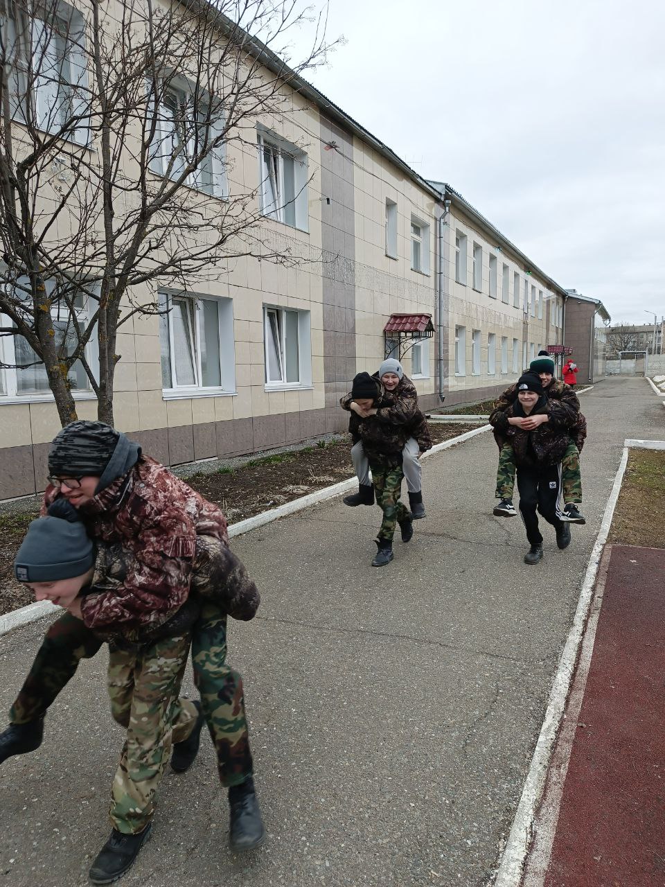 photo_2025-04-05_20-57-09