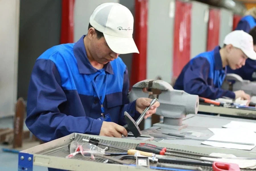 8d1c4b30fb015c733887_2000x