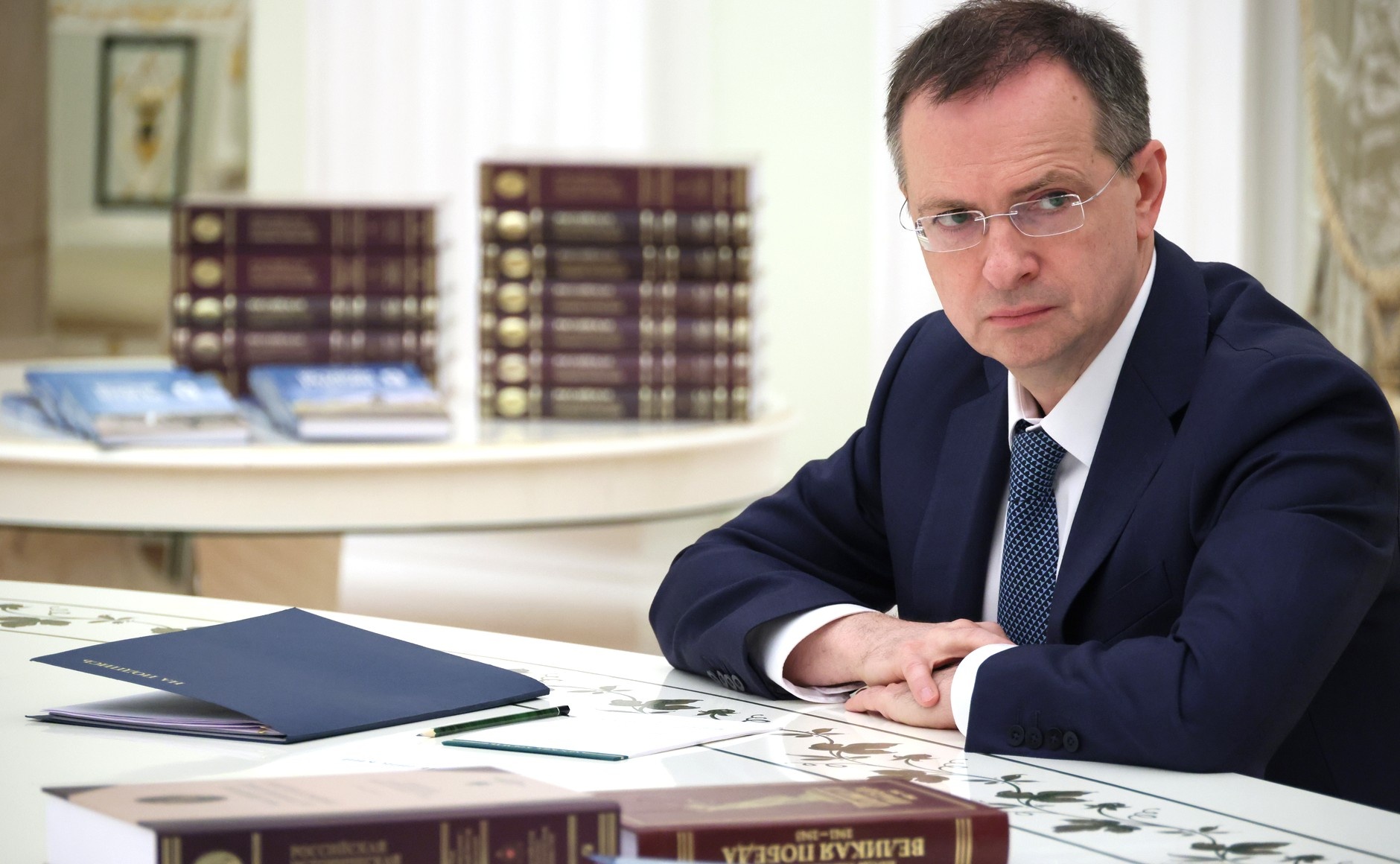 38f8905ad5e11bfbc171_2000x