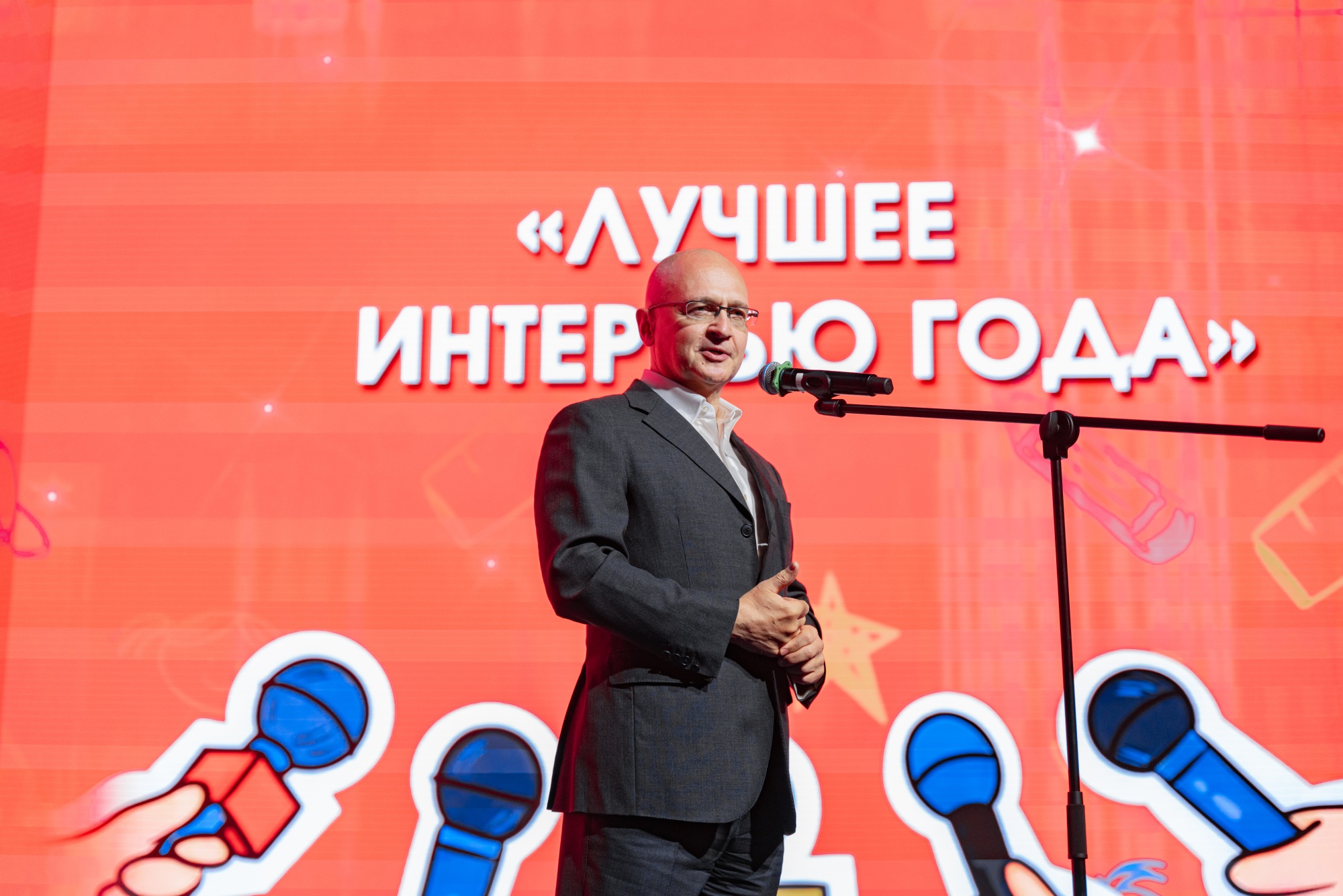 5f0852e355c2fce9d2e3_2000x