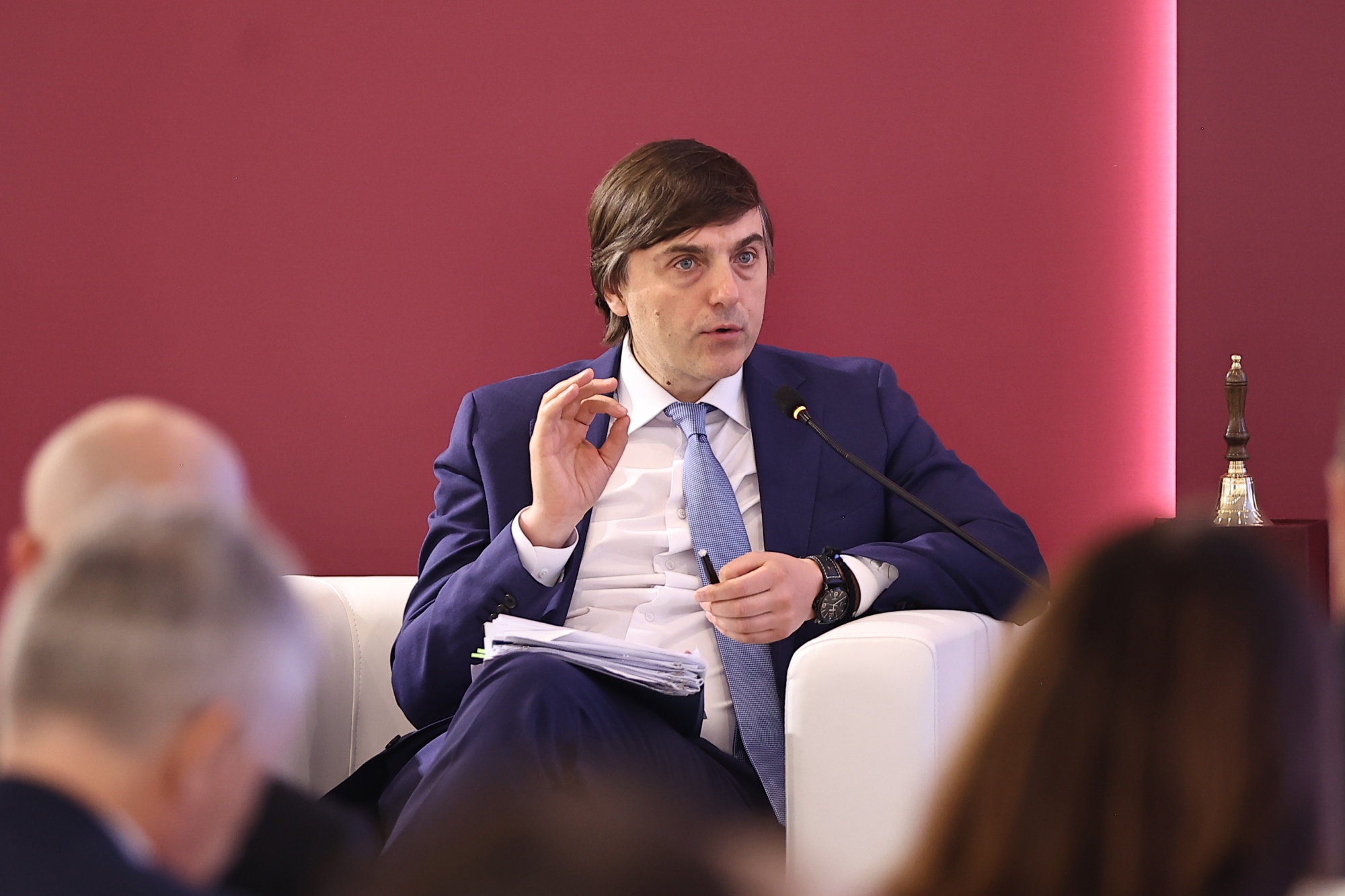 639a87dd870c8fe3643e_2000x