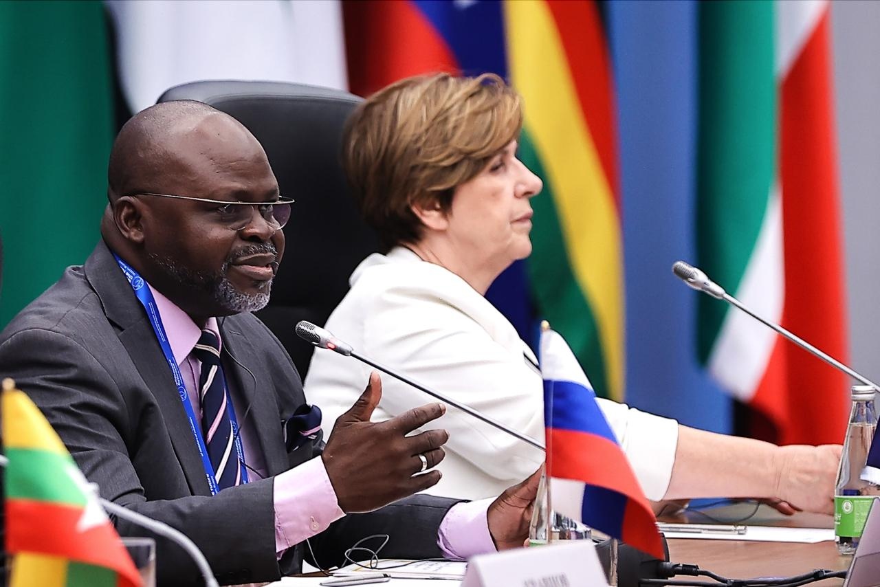 7d2674fa11bd72f29317_2000x