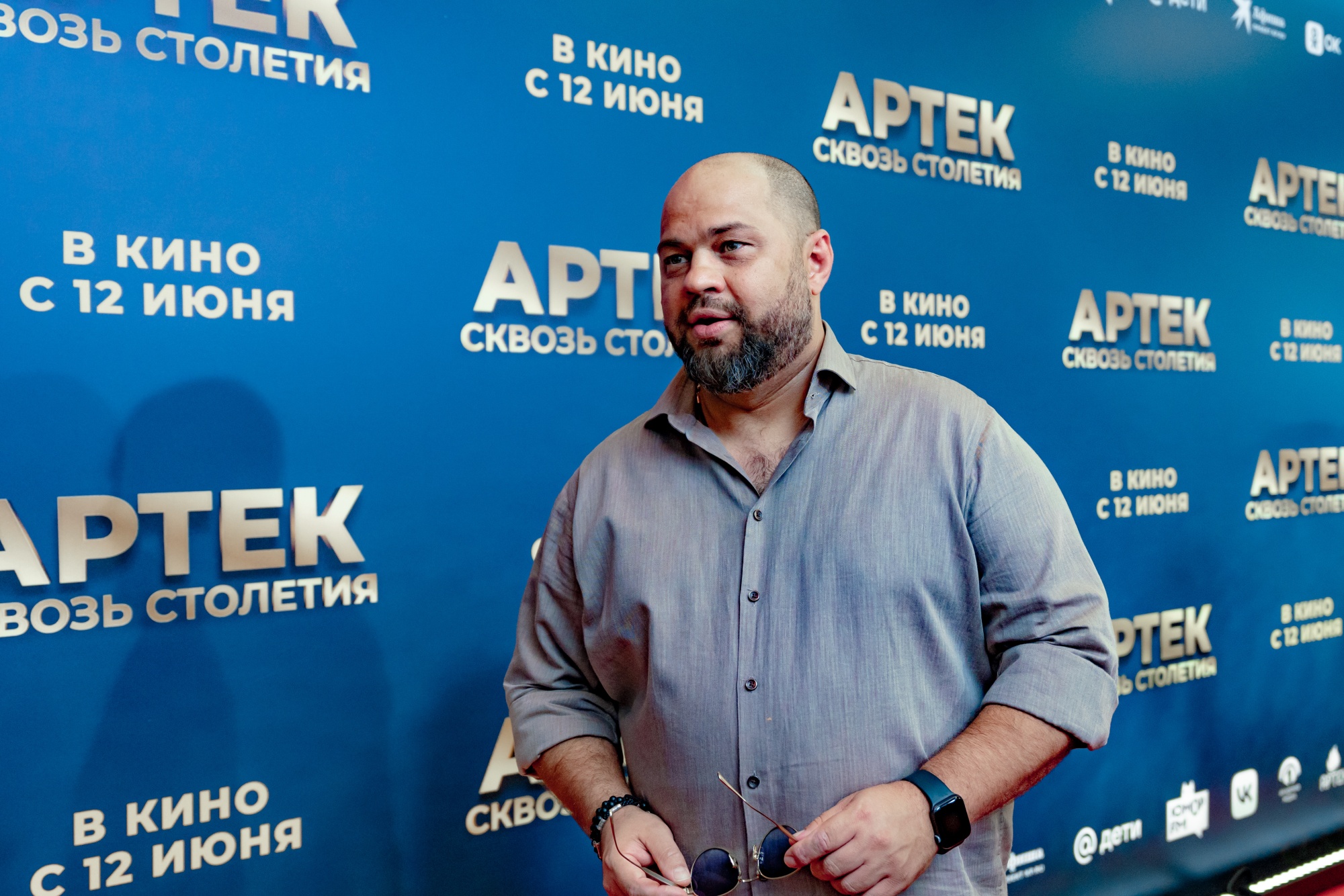 8f252a997ebe6fc13c34_2000x