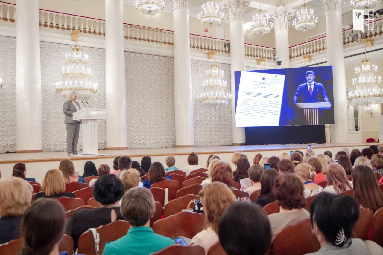 9d627c07e71de3d4ed1a_2000x