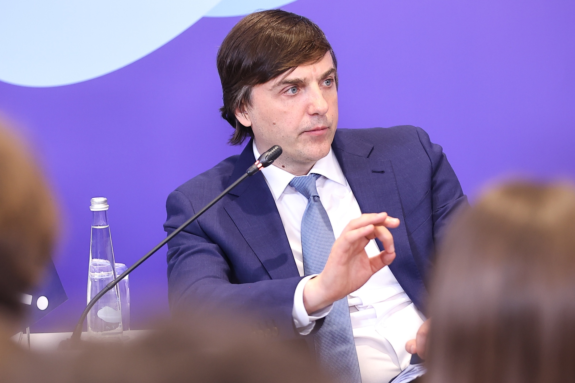 a1fdbac3b4f032401220_2000x