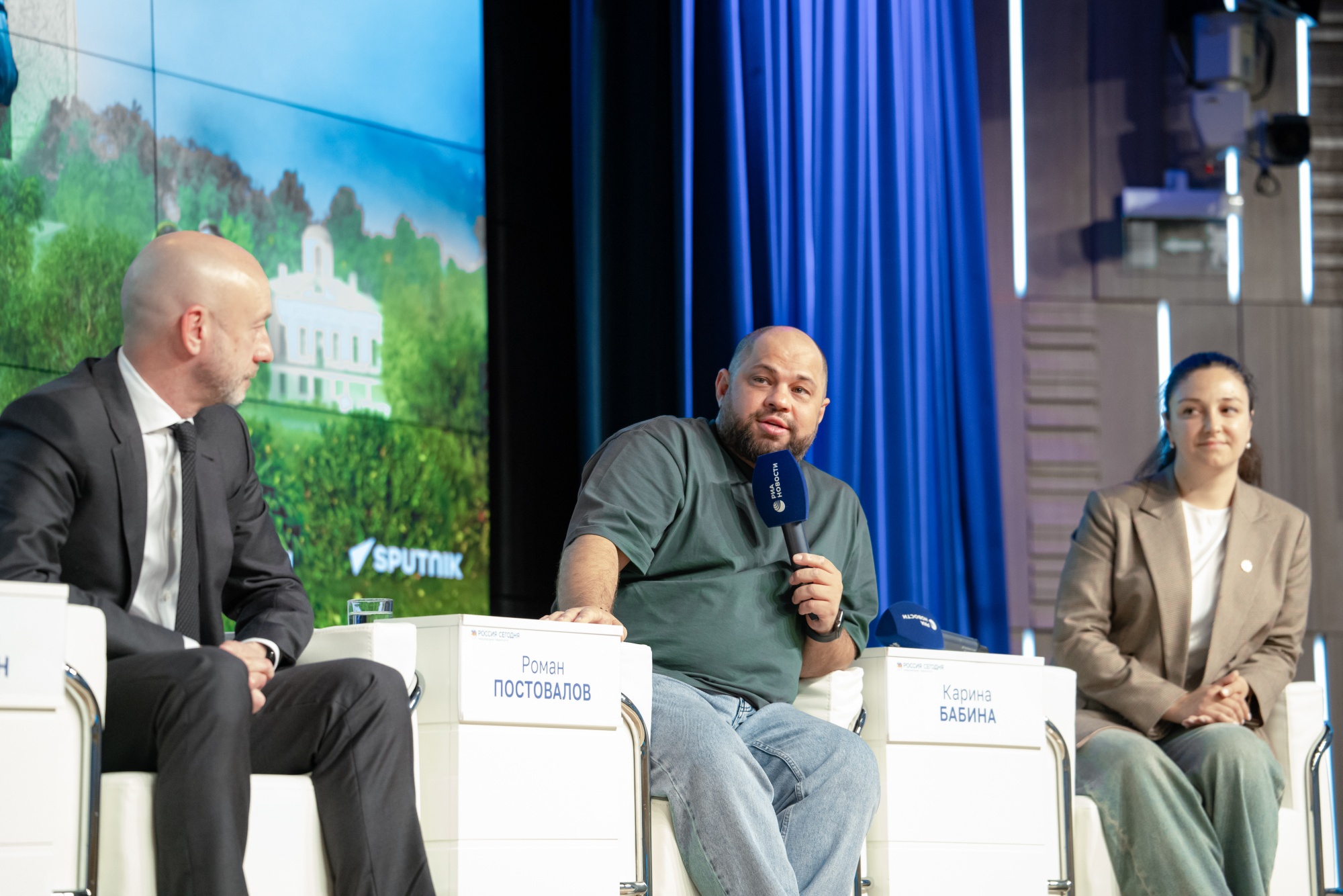 b631a256d921dfbc7b18_2000x