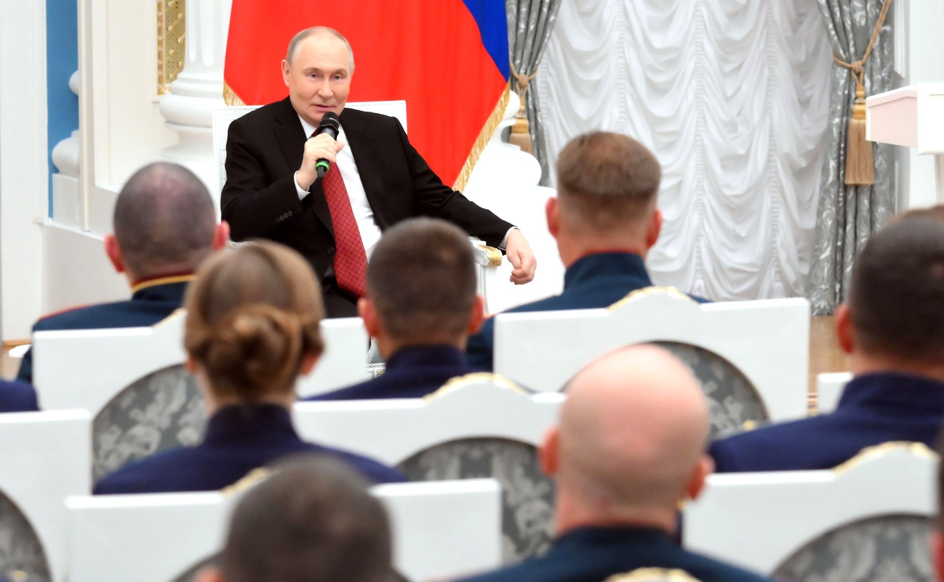 c56b675cb3583280a32c_2000x