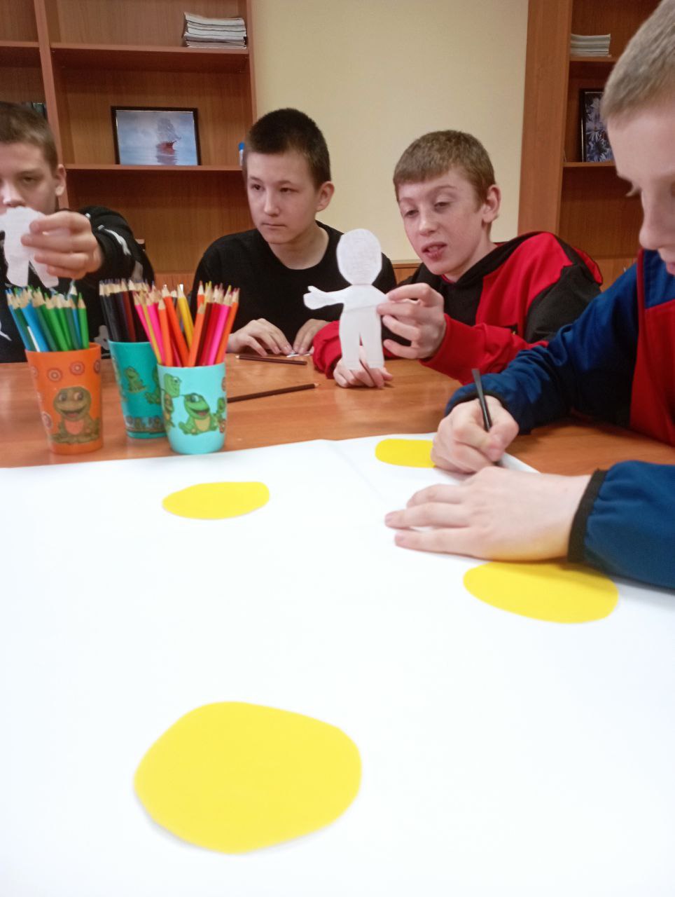 photo_5197507446250270575_y