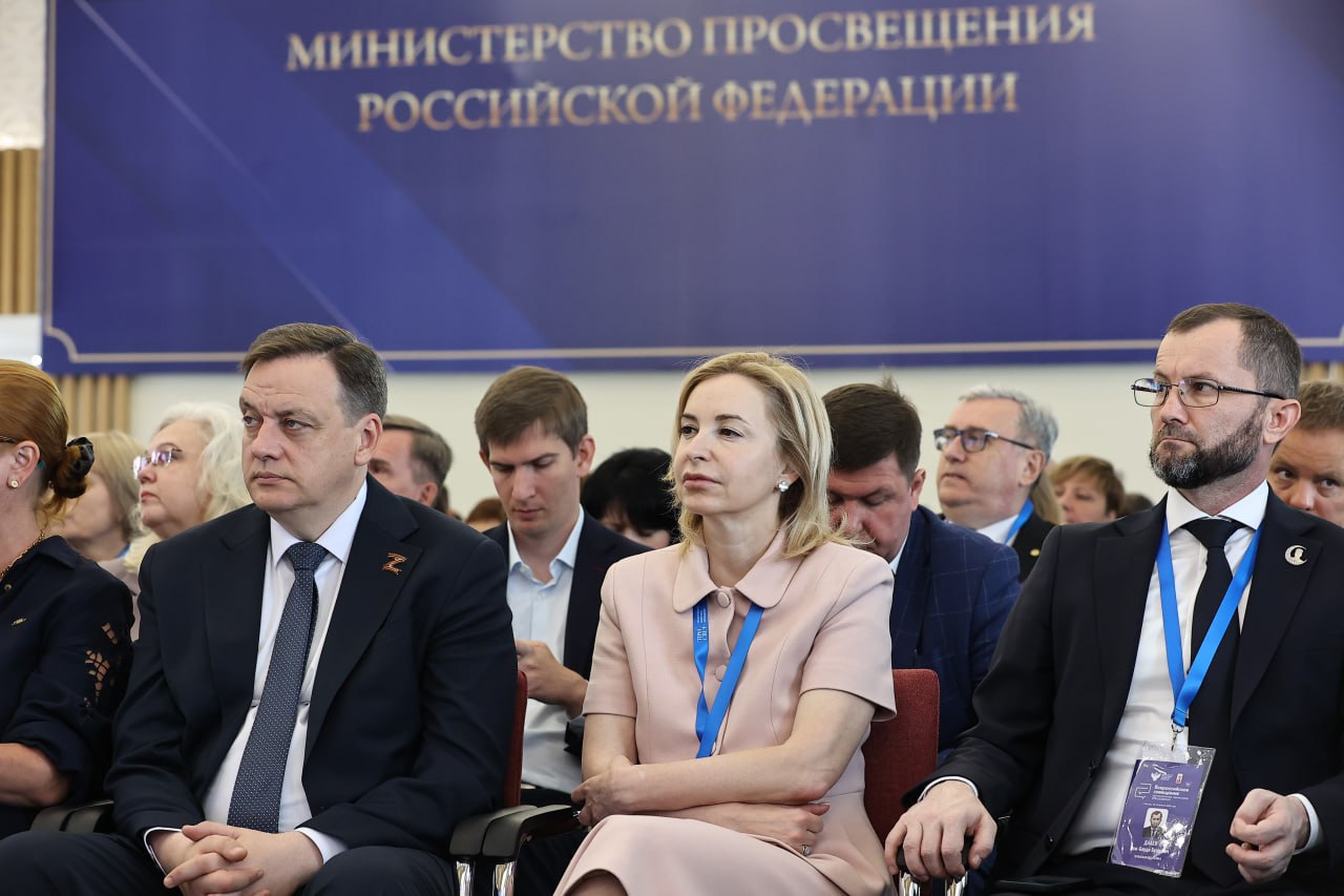 75559a50-4ce2-4377-8647-272640775aef 75559a50-4ce2-4377-8647-272640775aef