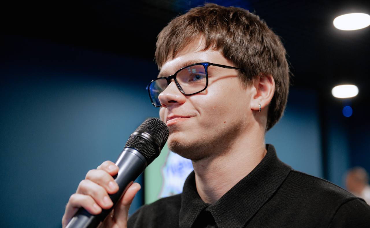 photo_5247204598731635311_y