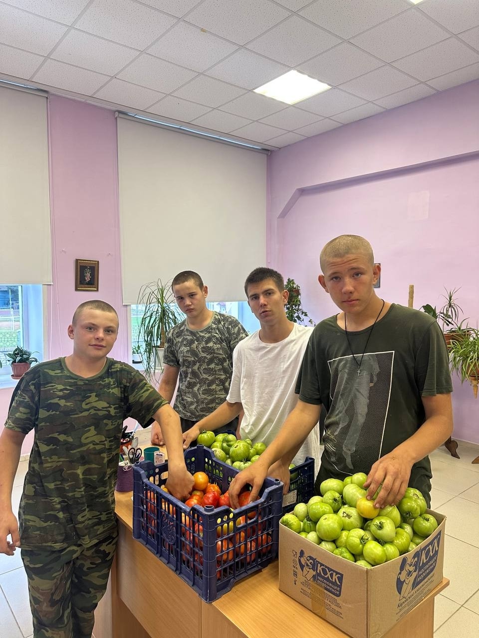 «Садовники» Орловского СУВУ осваивают профессию в деле