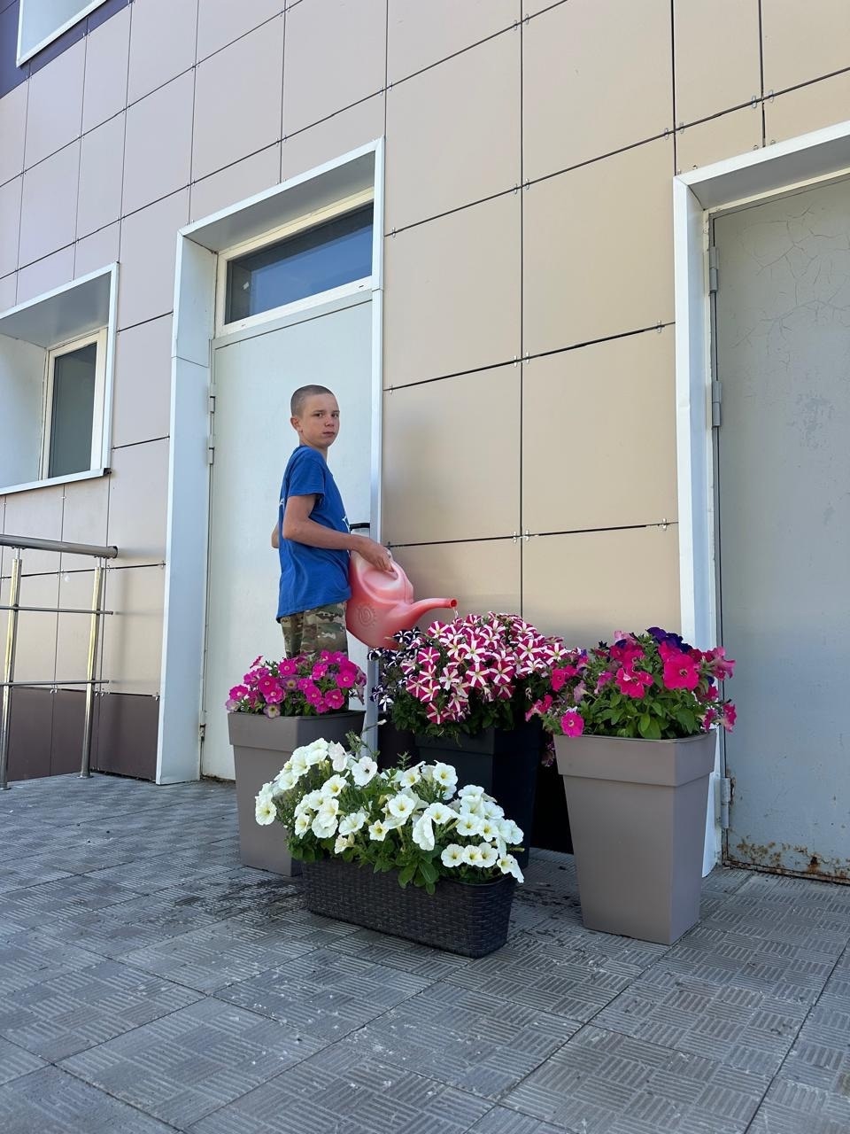 Lui6LslVmJE Lui6LslVmJE