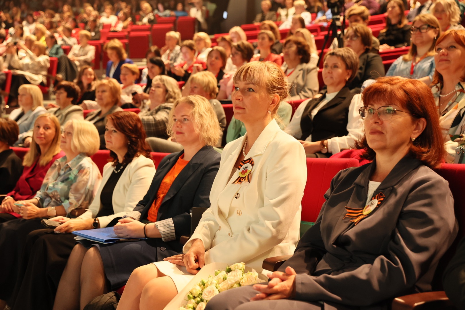 cdf741bc1c1dcf2025c0_2000x