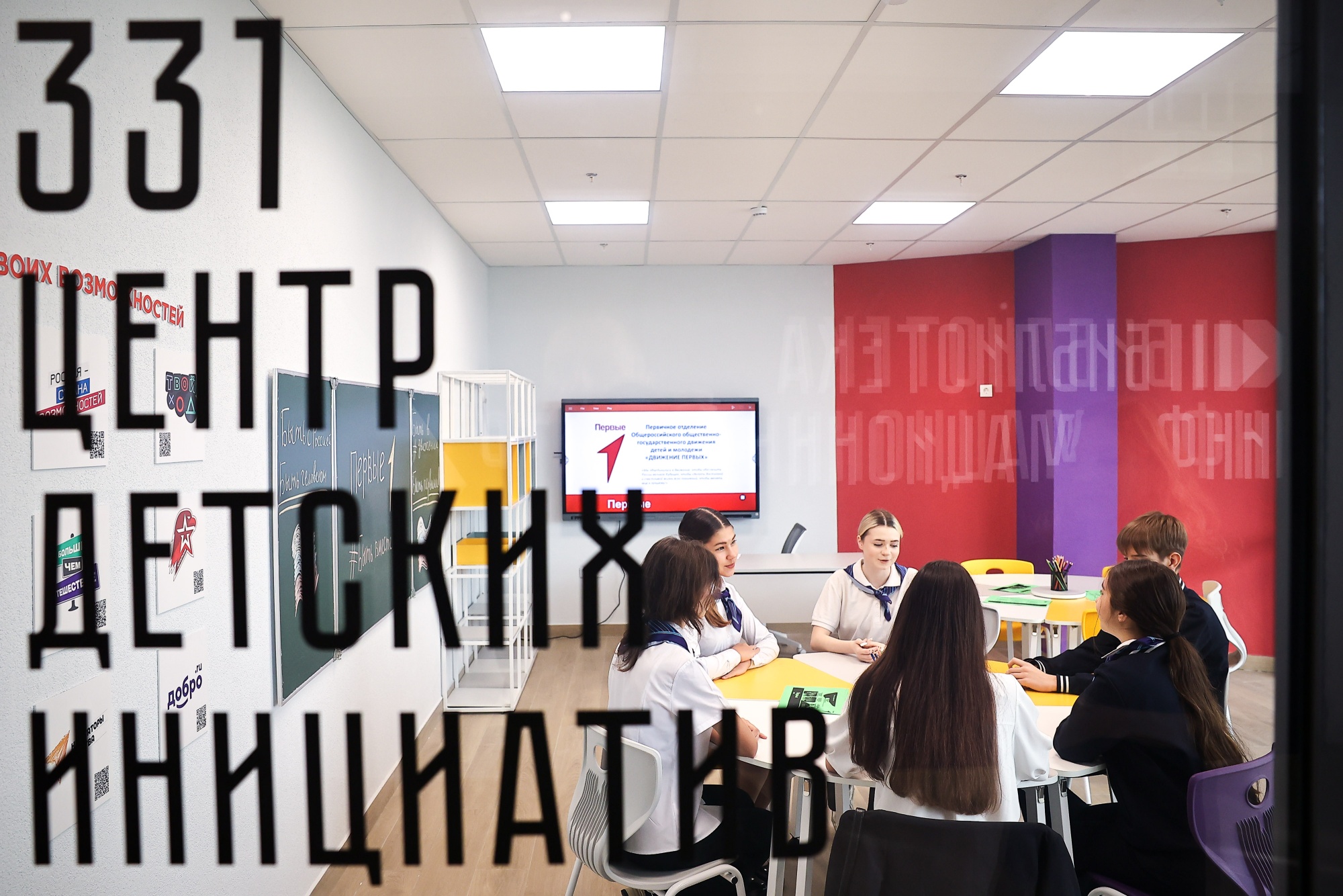 09e28b3f6eb4051dd91e_2000x