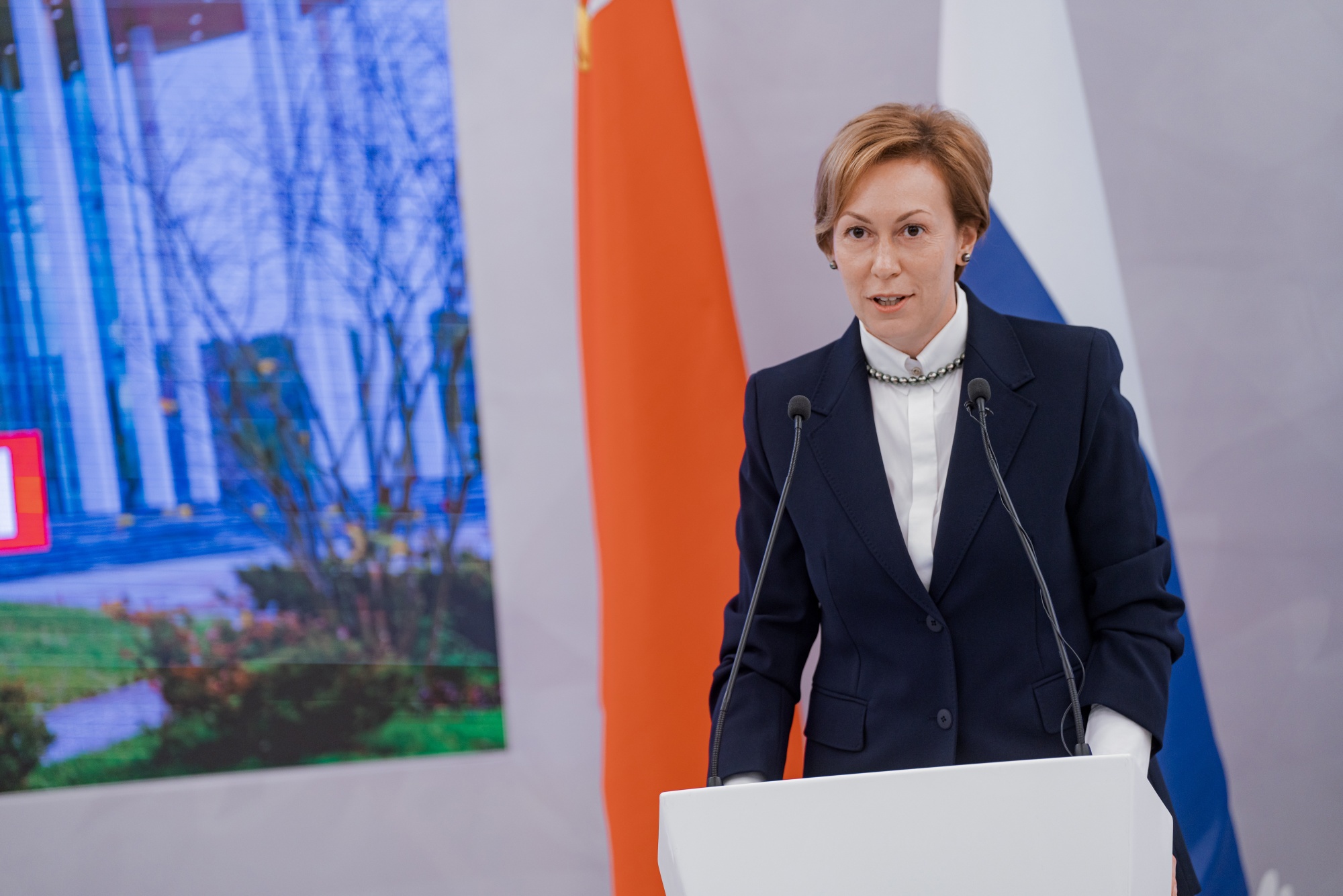 114309716bcc7591ac93_2000x