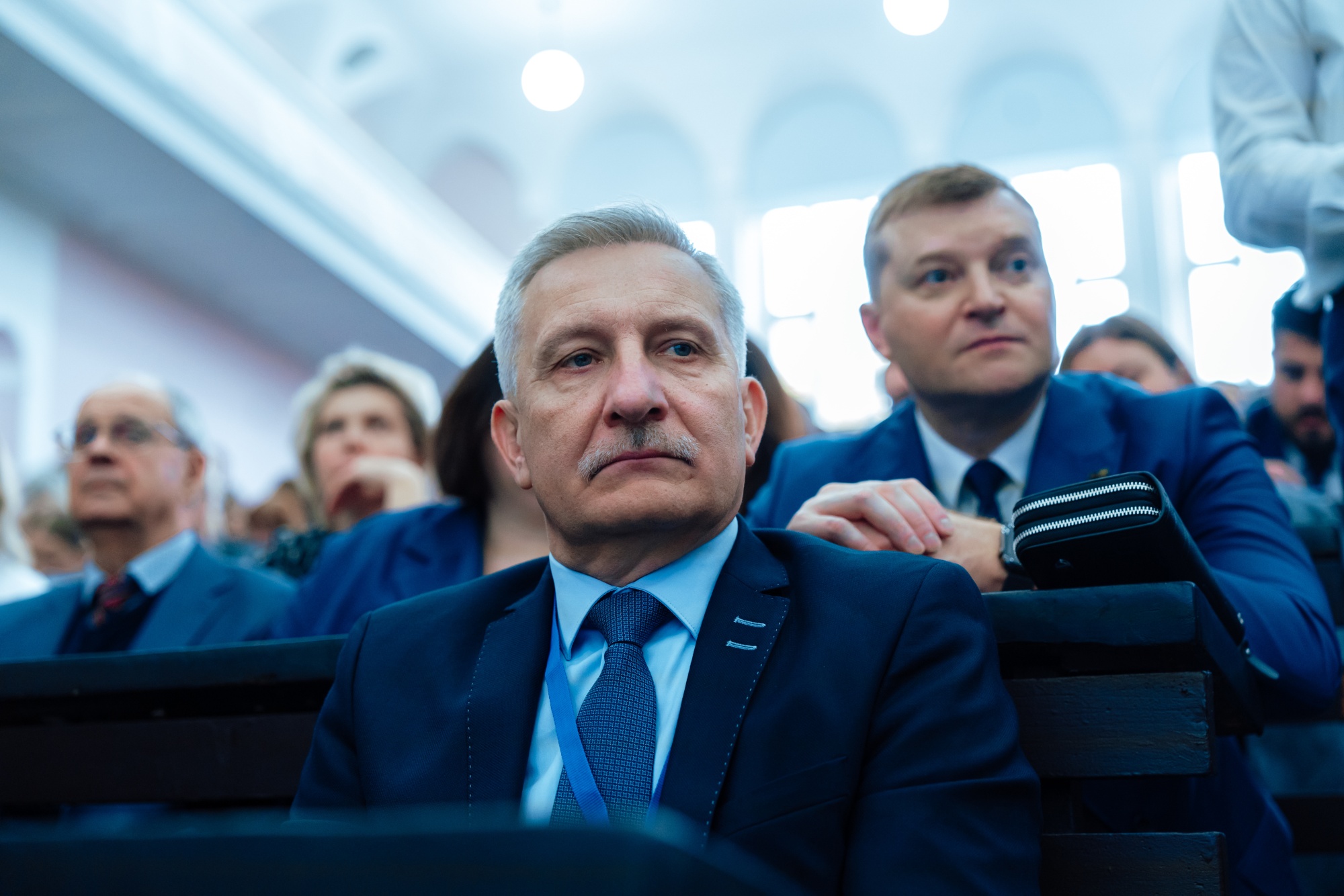 1a1758d87a6dae583212_2000x