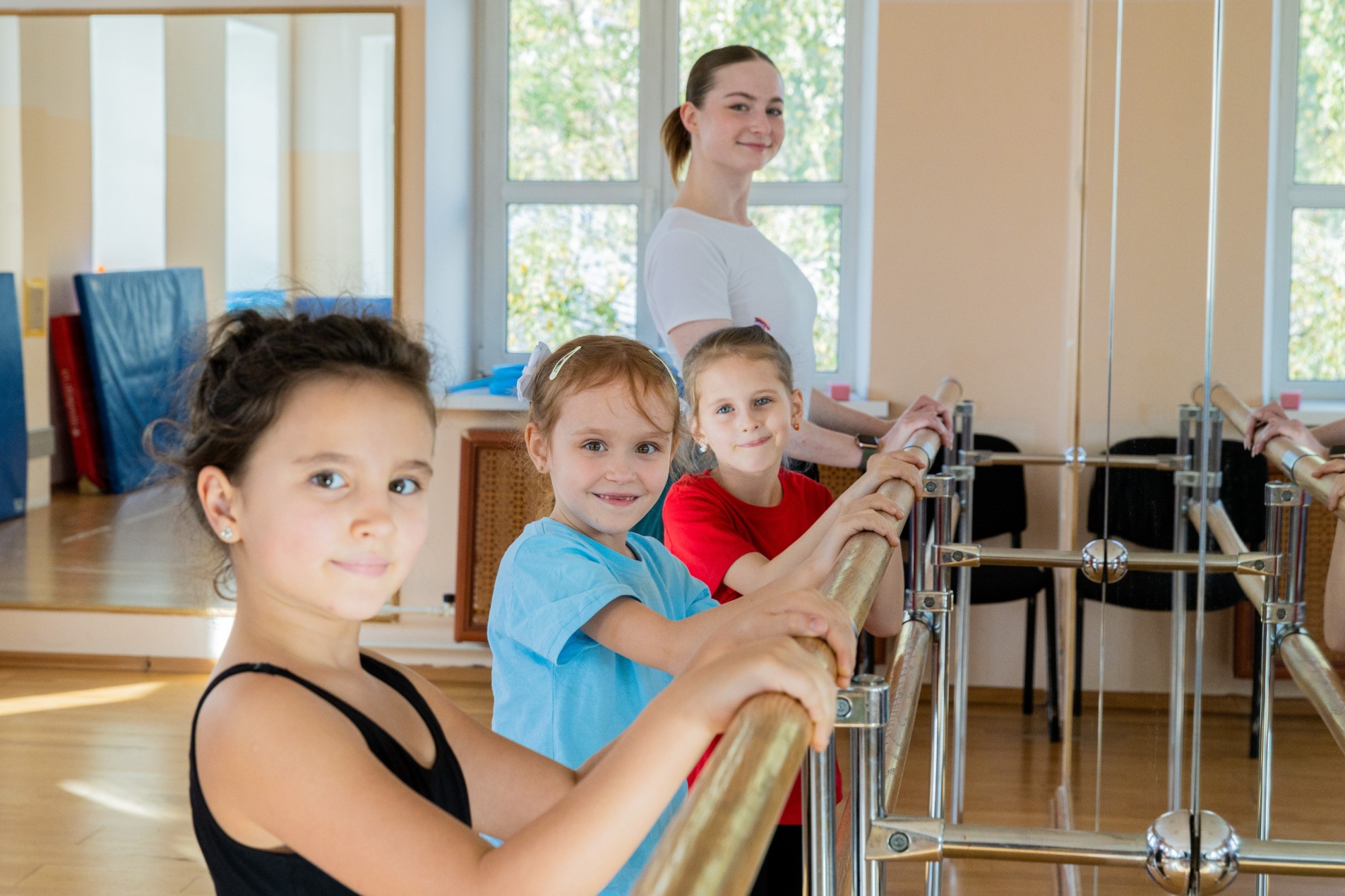 4203d244ed30e65b55b5_2000x