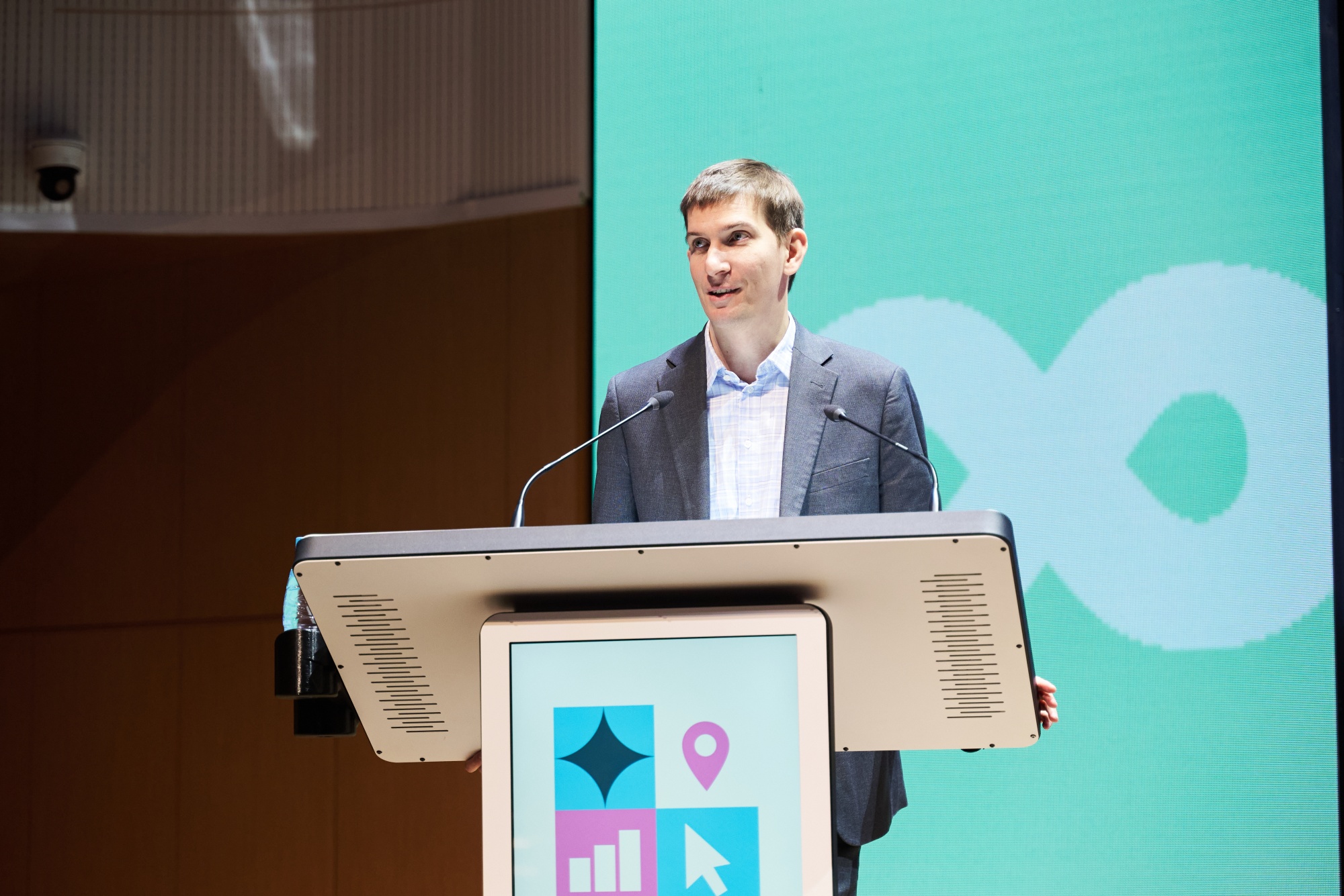 66b9af9efe54062a92a9_2000x