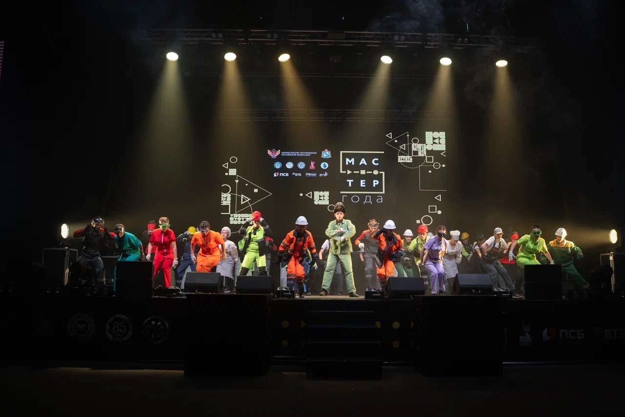 73b2524ba84b654124ee_2000x