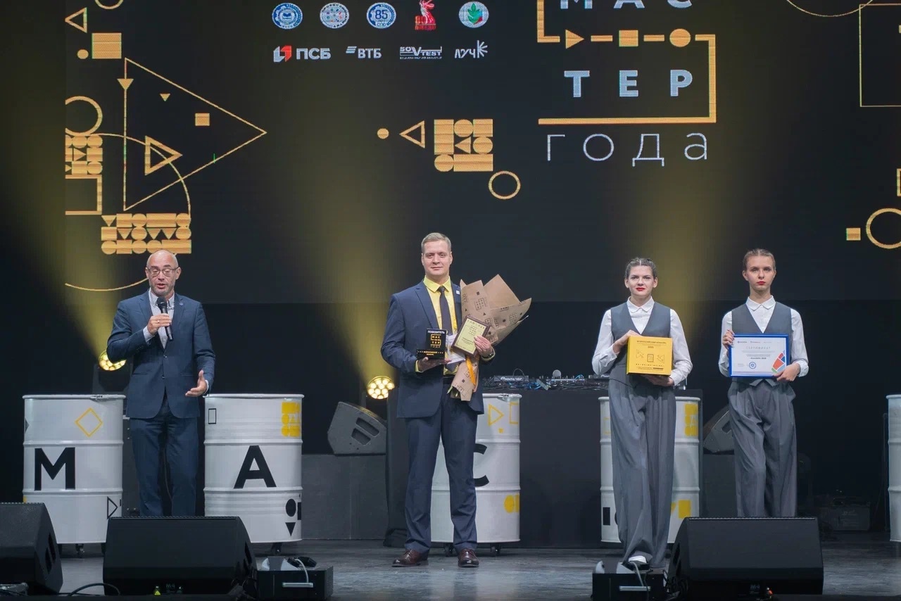 c34ce61506c500ddaf1a_2000x