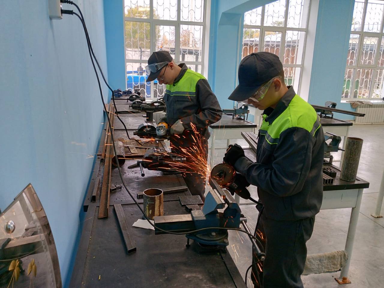 ce3c0de5-040f-482a-b745-e5cd3dcbcb66