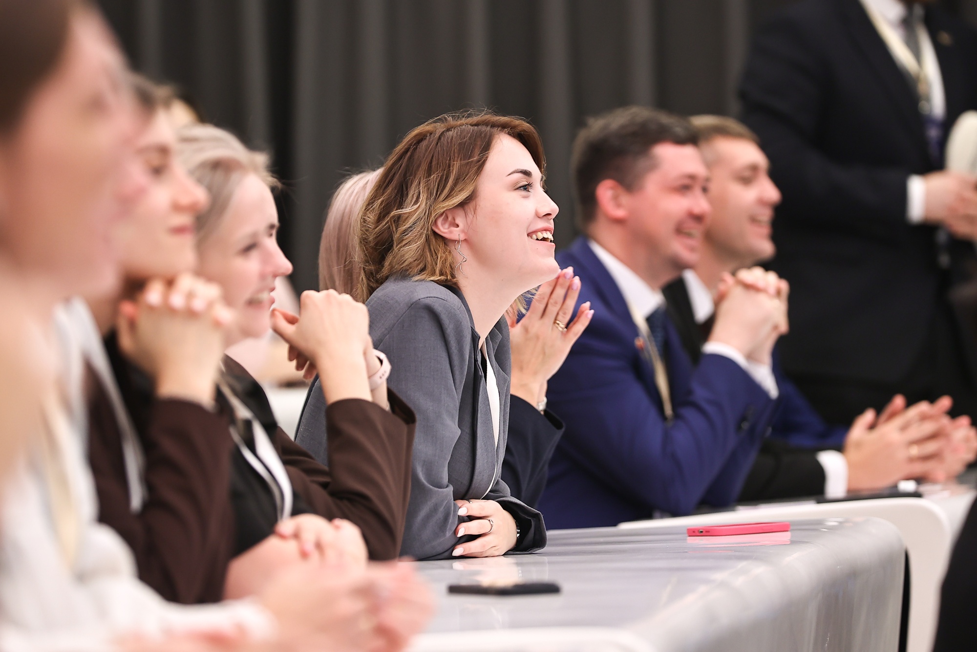 ea85f04b0066c56fad5d_2000x