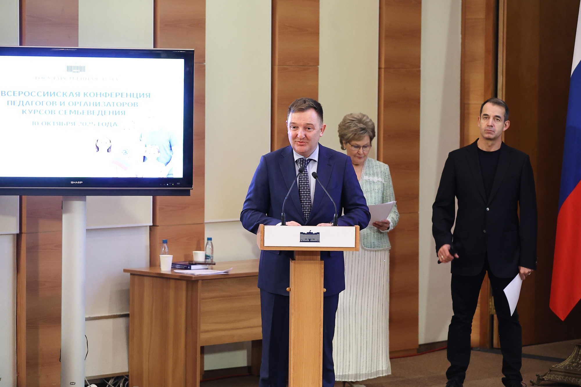 fc019959b10f5d047e1d_2000x