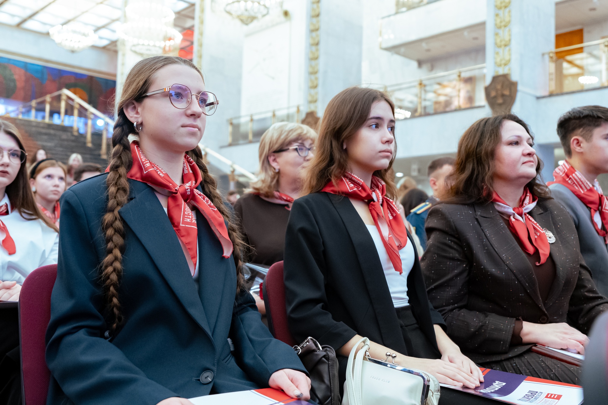 10e040fd1aec1ad233f6_2000x