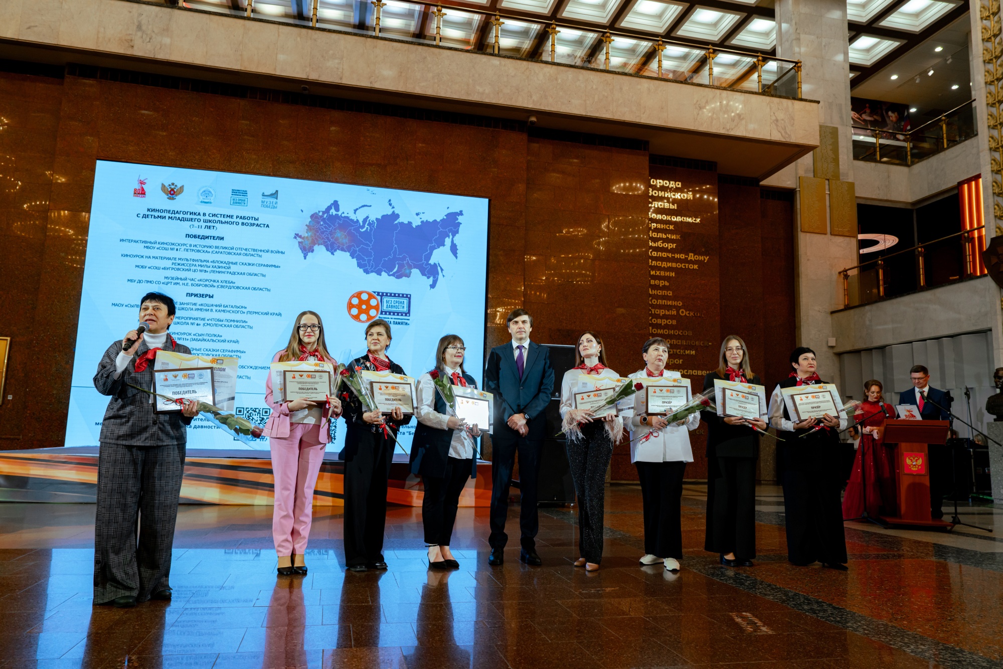 12ca0a1f152283ba112b_2000x