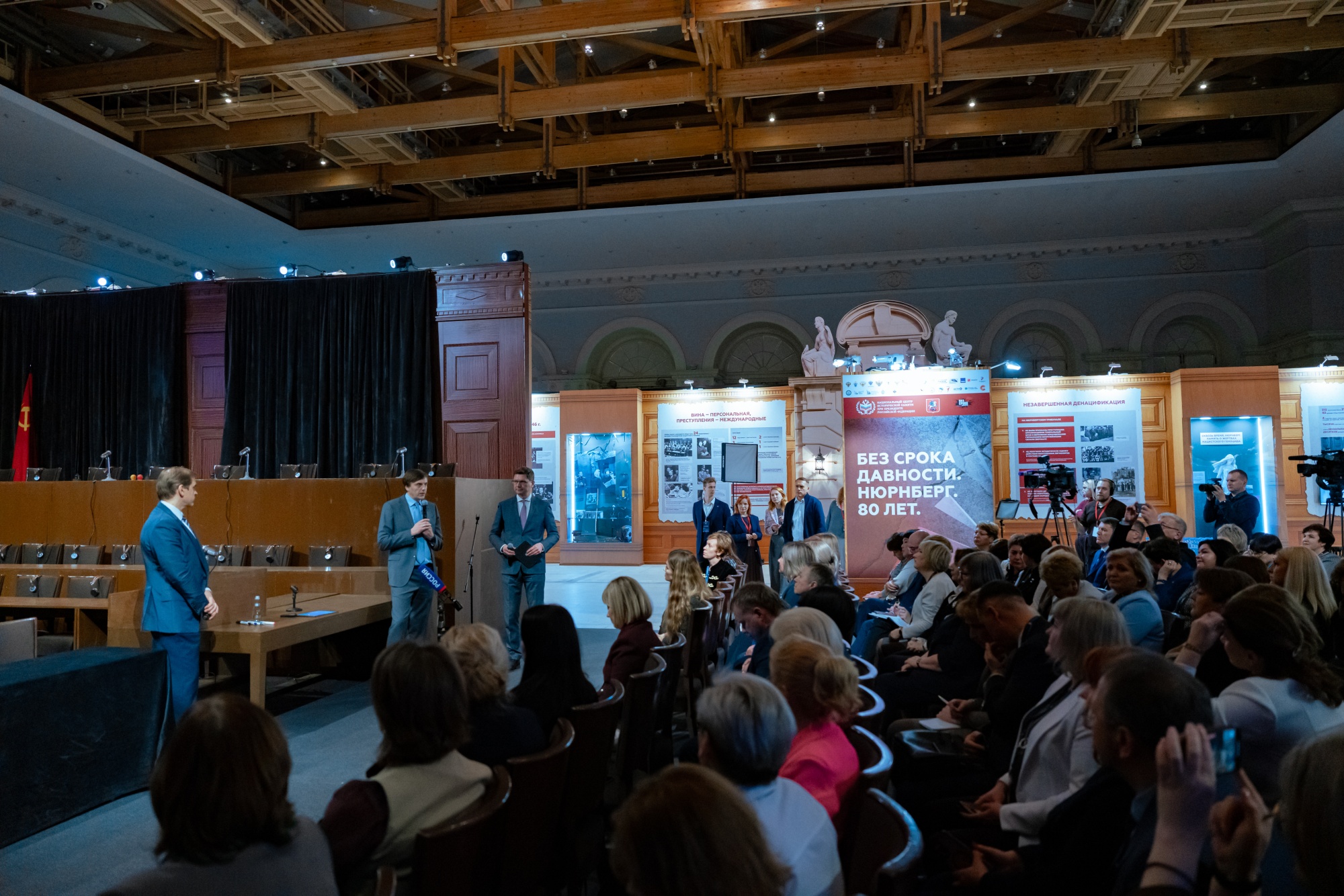 2c3fc5b66f38169d152f_2000x