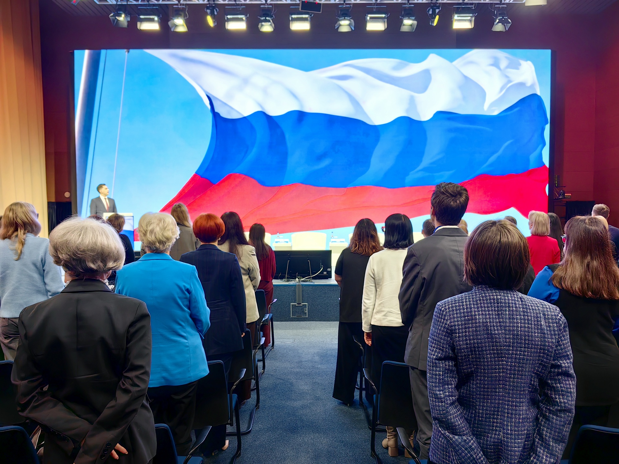 38b5fceb444b73719352_2000x