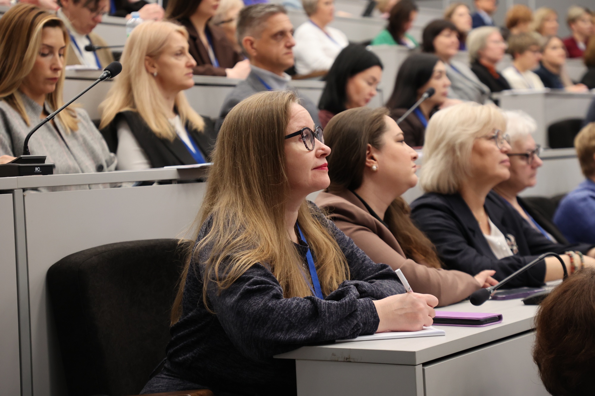 8596ced4e43a860b7d47_2000x