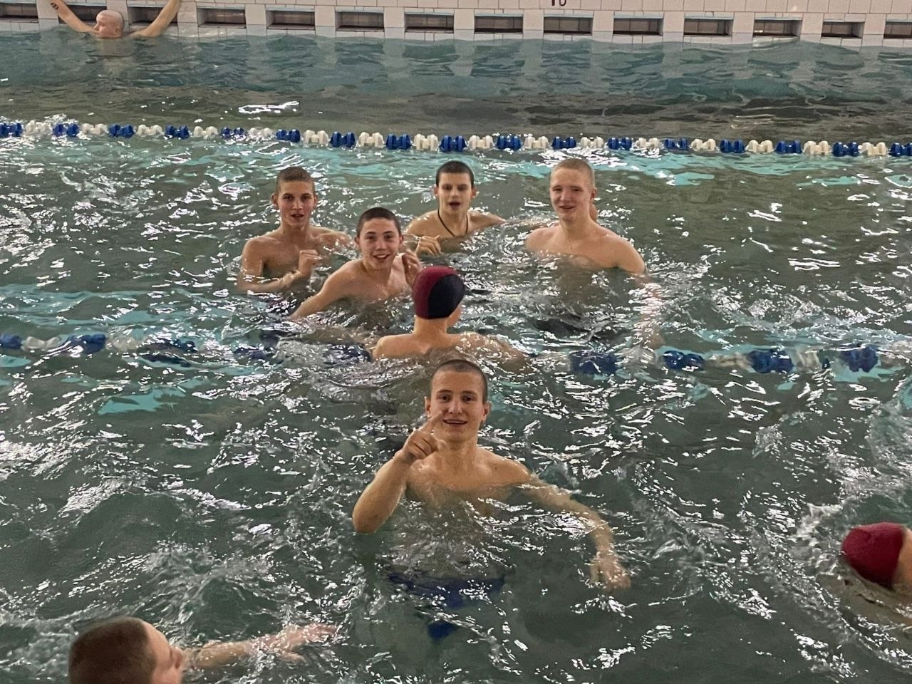 Новые спортивные горизонты: воспитанники Орловского СУВУ осваивают плавание!