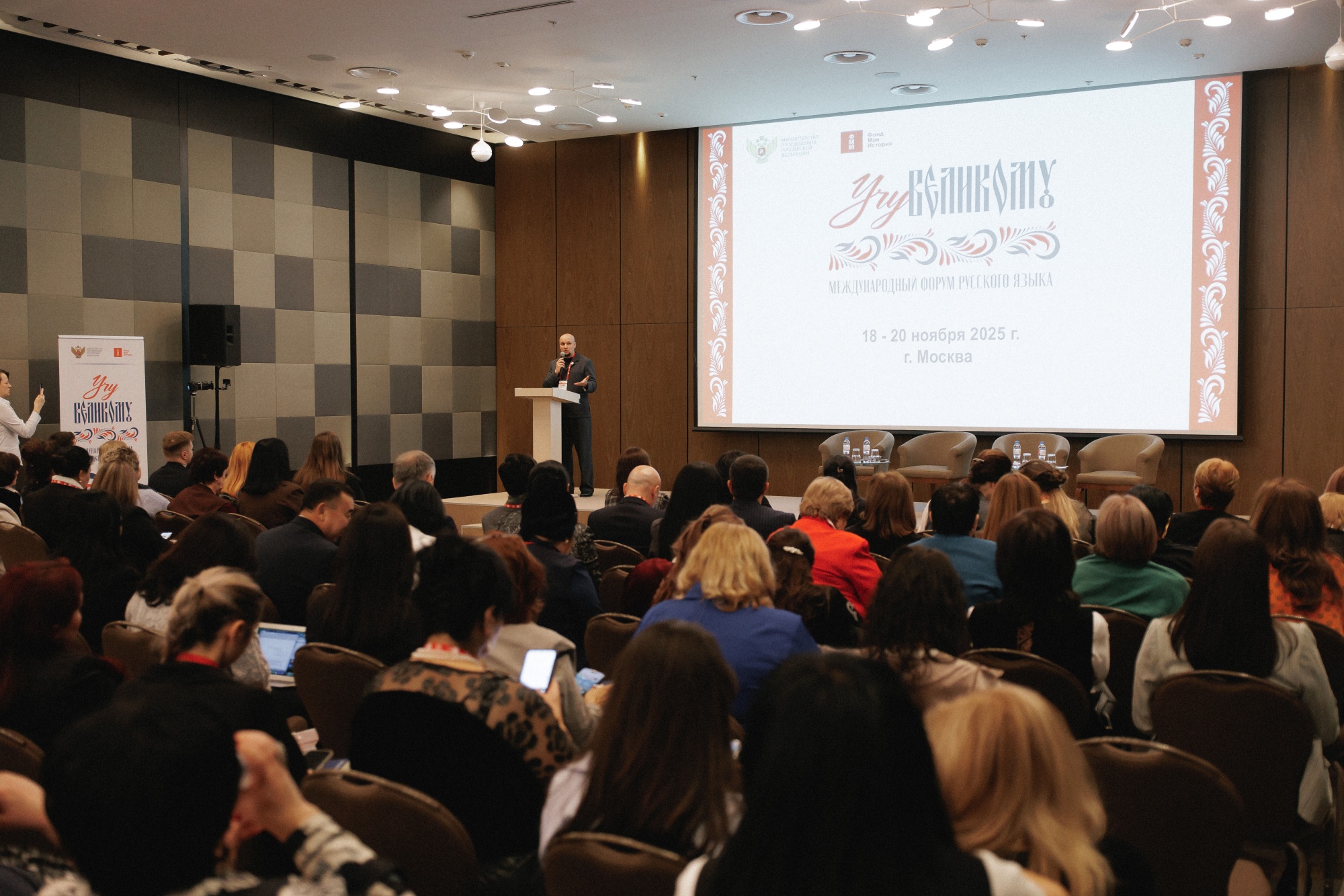 ae02b5b18e3d440d8179_2000x