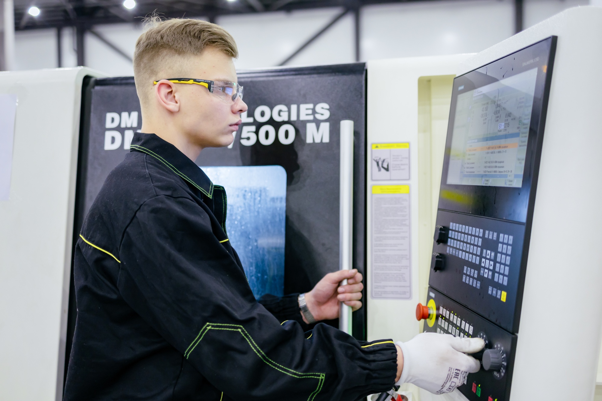 b2e0de2148a299cf3591_2000x