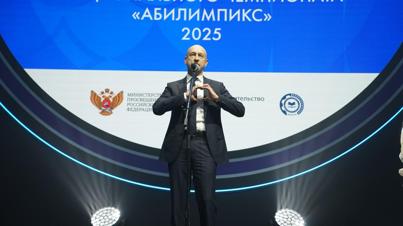 d688524b7ea1e4f1d899_2000x