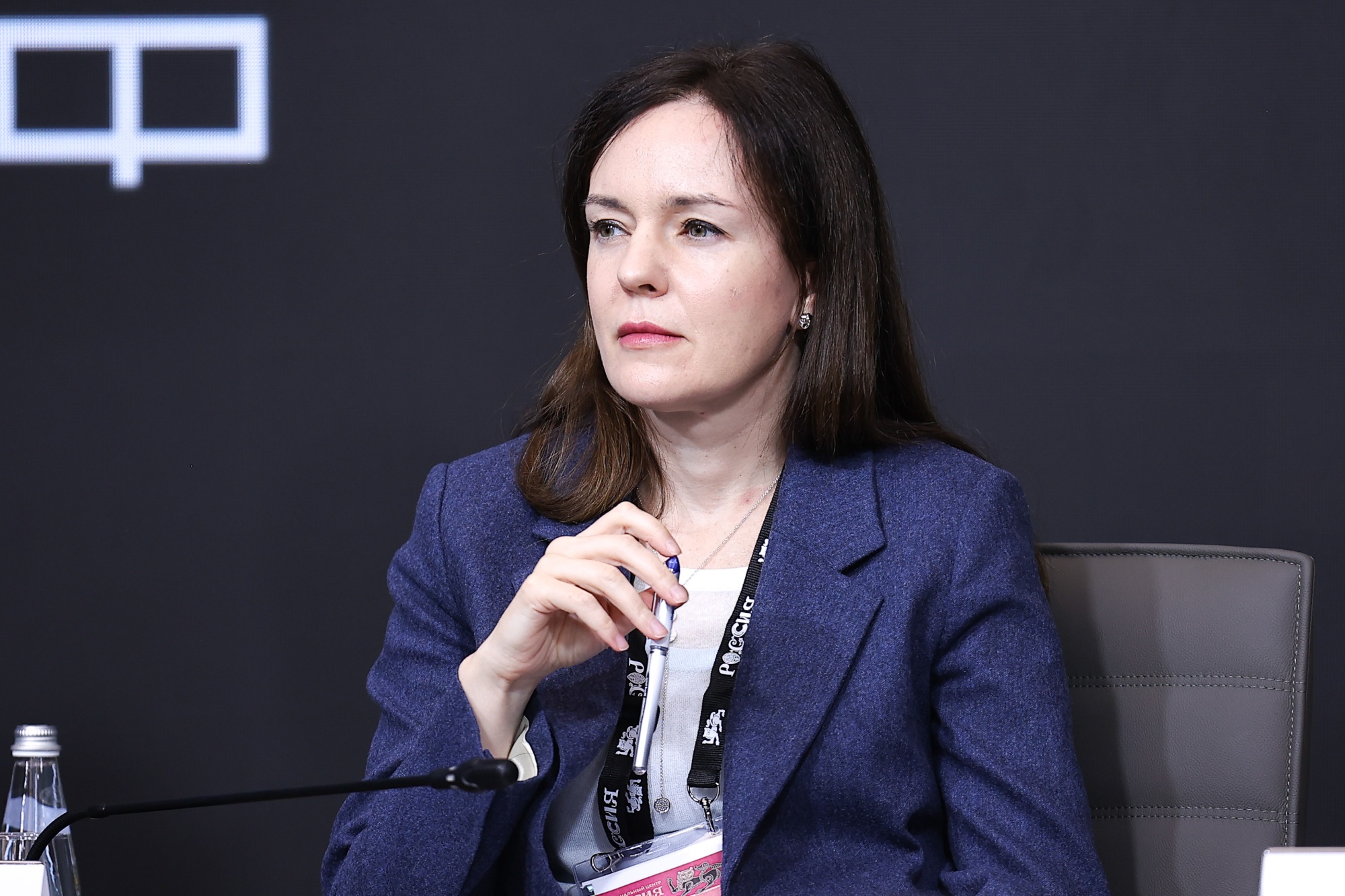 d824eb41bf9e06873885_2000x