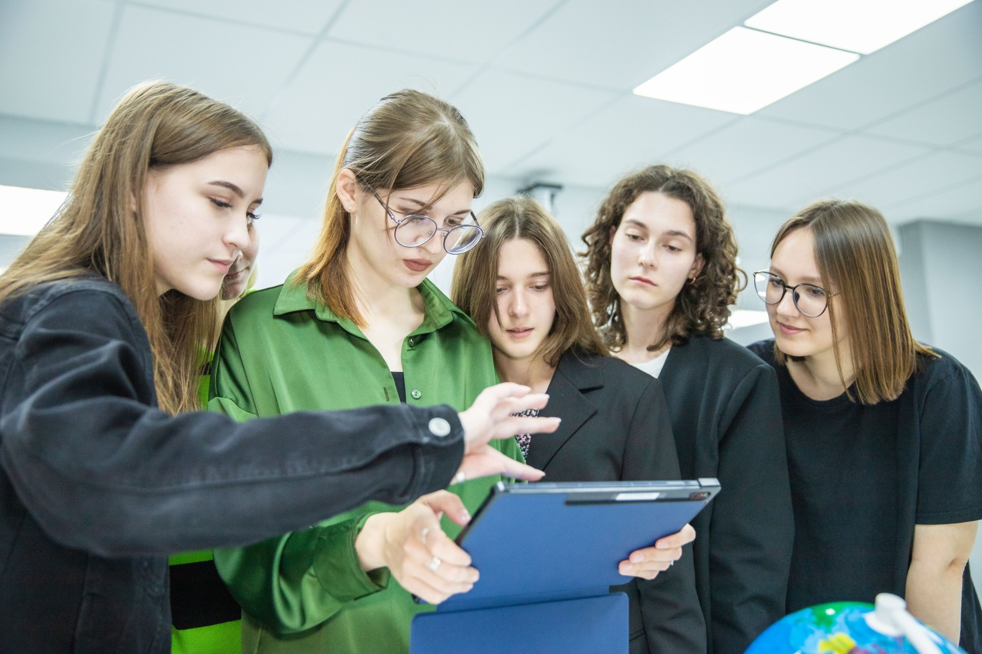 Официальная информация Минпросвещения России стала доступна в учебном пространстве МАХ