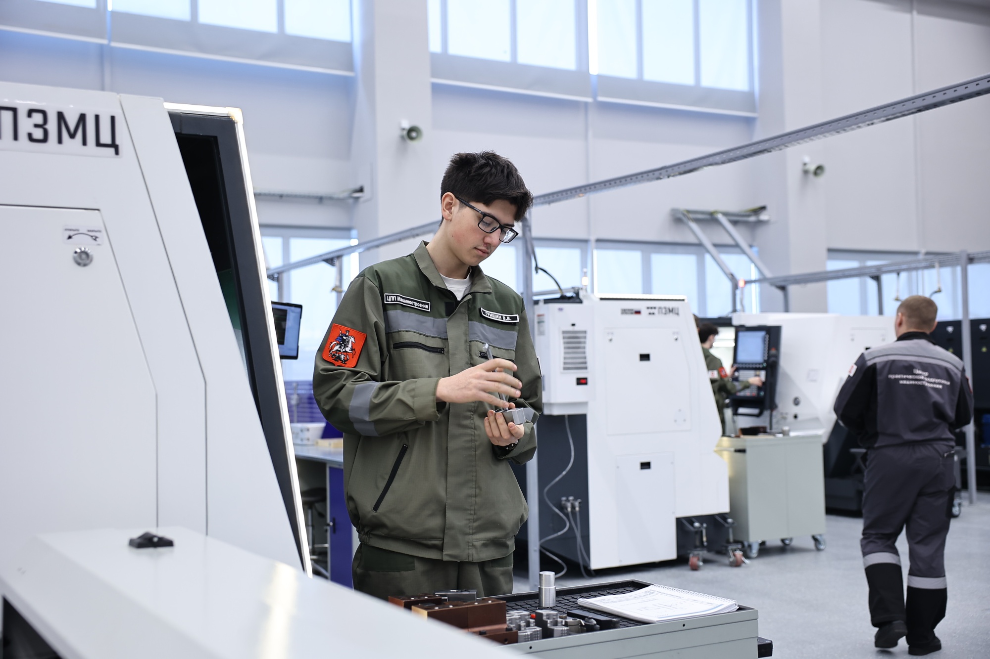 0e9f74c216bca9e8056f_2000x