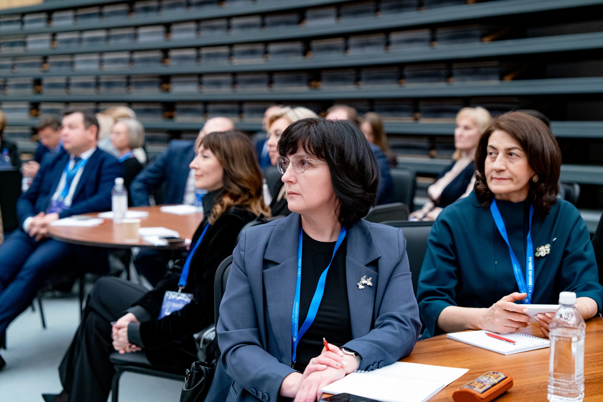 6273dfd43fba943b5656_2000x