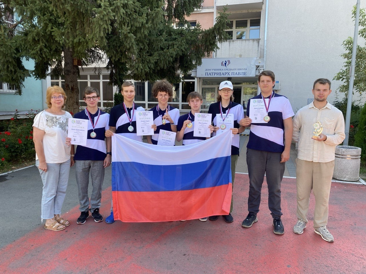 6b31ccf38f48822739b8_2000x