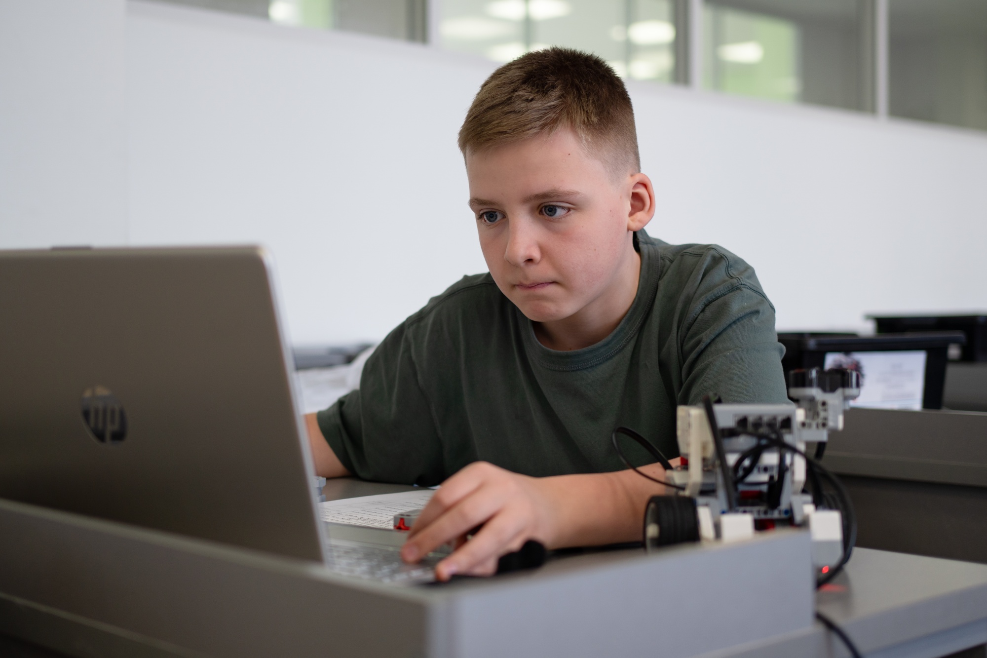 731eb70f39335675c730_2000x